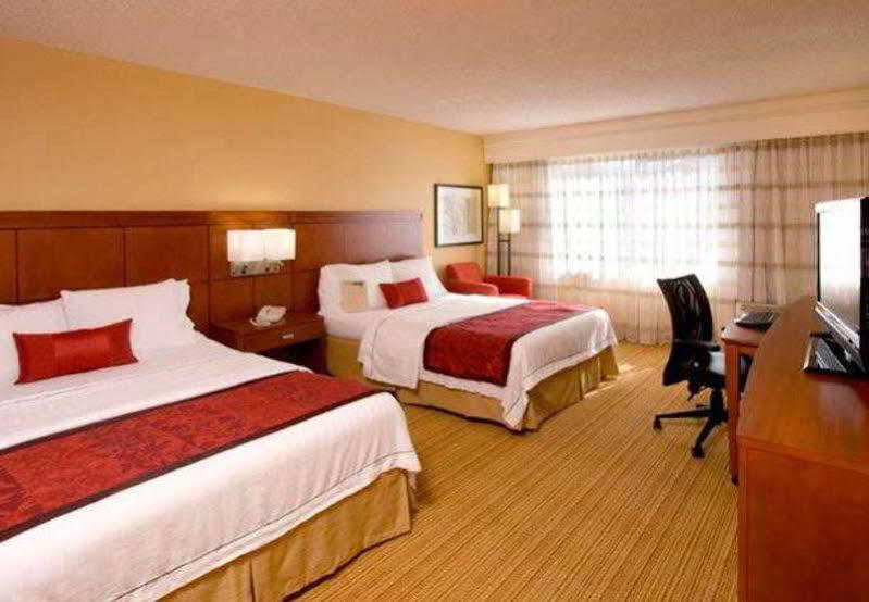 Courtyard By Marriott Salt Lake City סנדי מראה חיצוני תמונה